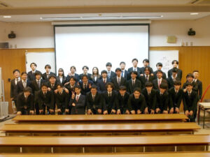 卒研発表会の集合写真